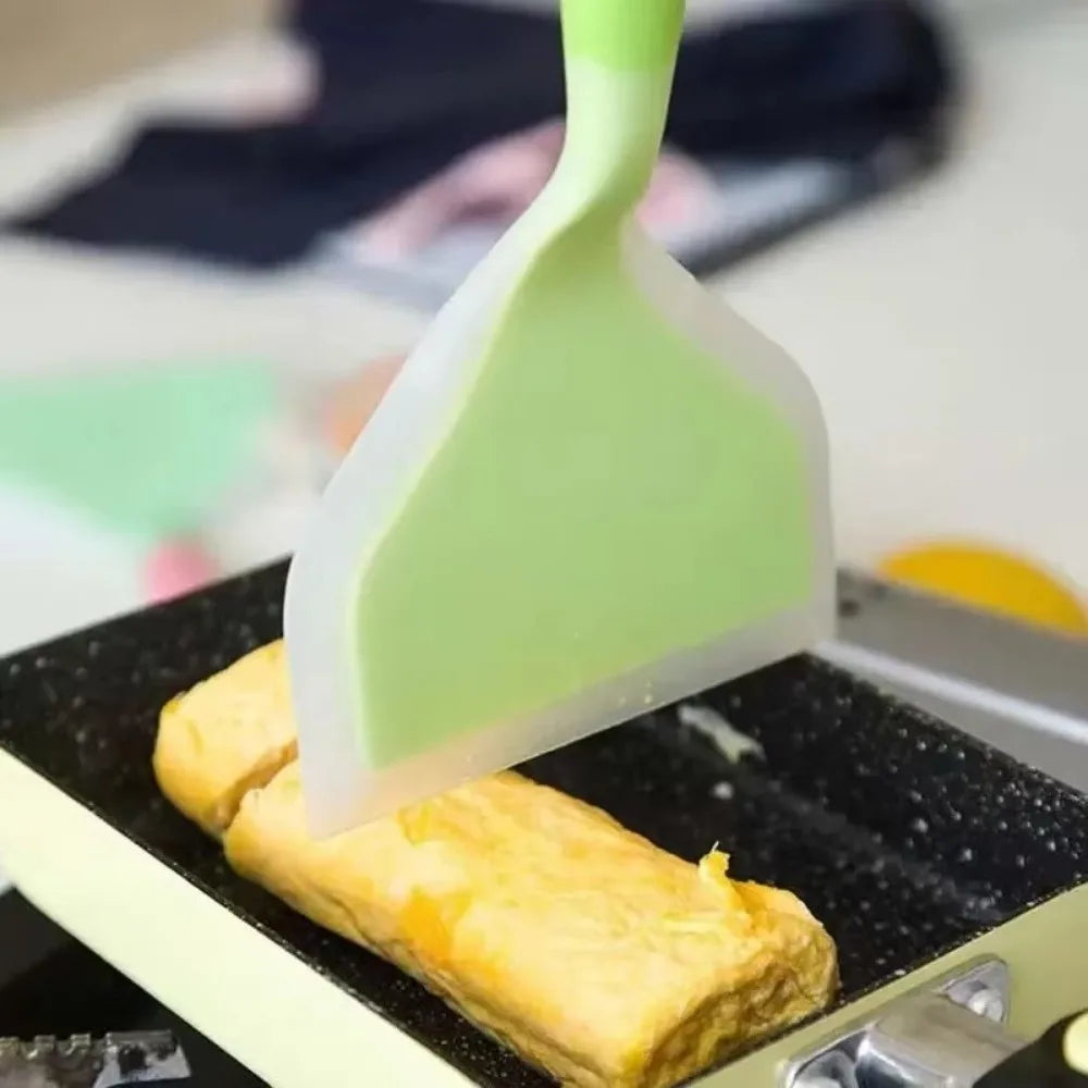 Wide Silicone Spatula – Heat-Resistant Nonstick Turner