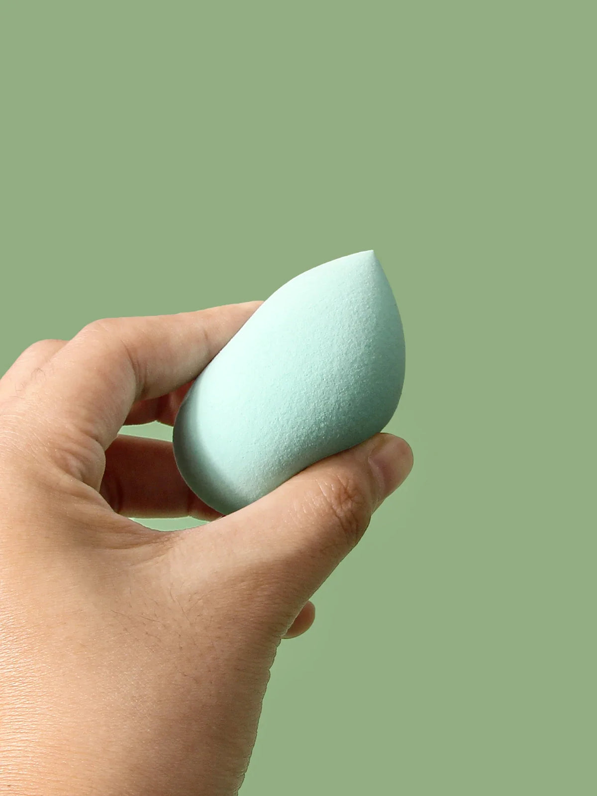 4PCS Soft Makeup Sponge Set – Beauty Egg & Powder Puff