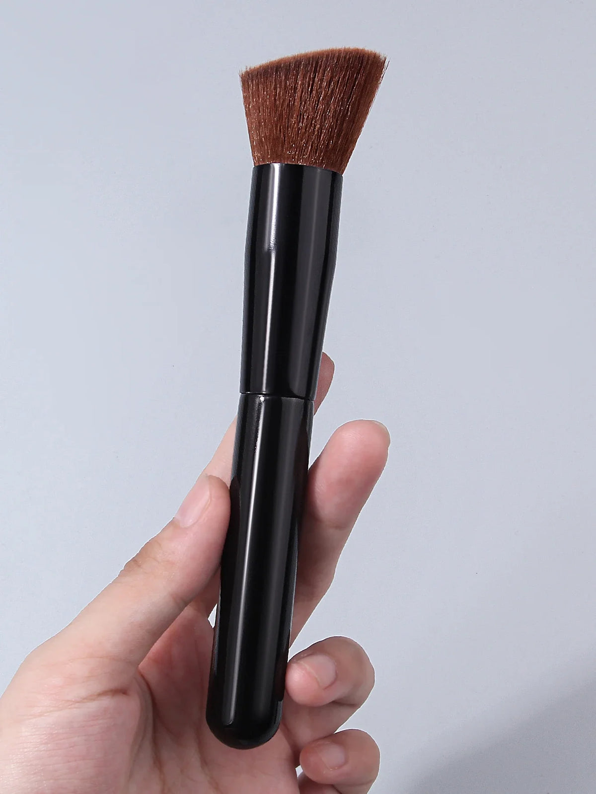 Nixie 2-Pc Angled Foundation Brush & Powder Puff Set