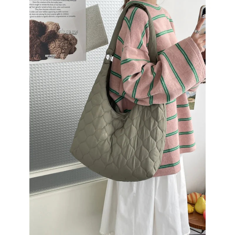 Korean Quilted Shoulder Bag – Large Capacity Women's Tote