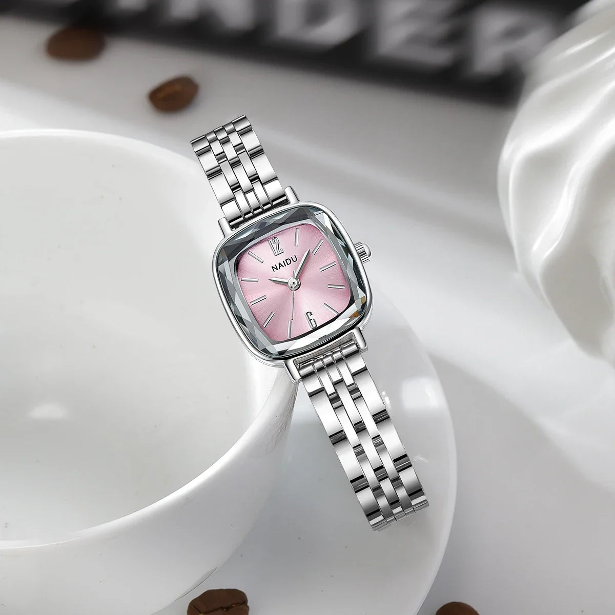 Women's Stainless Steel Quartz Watch – Minimalist & Chic