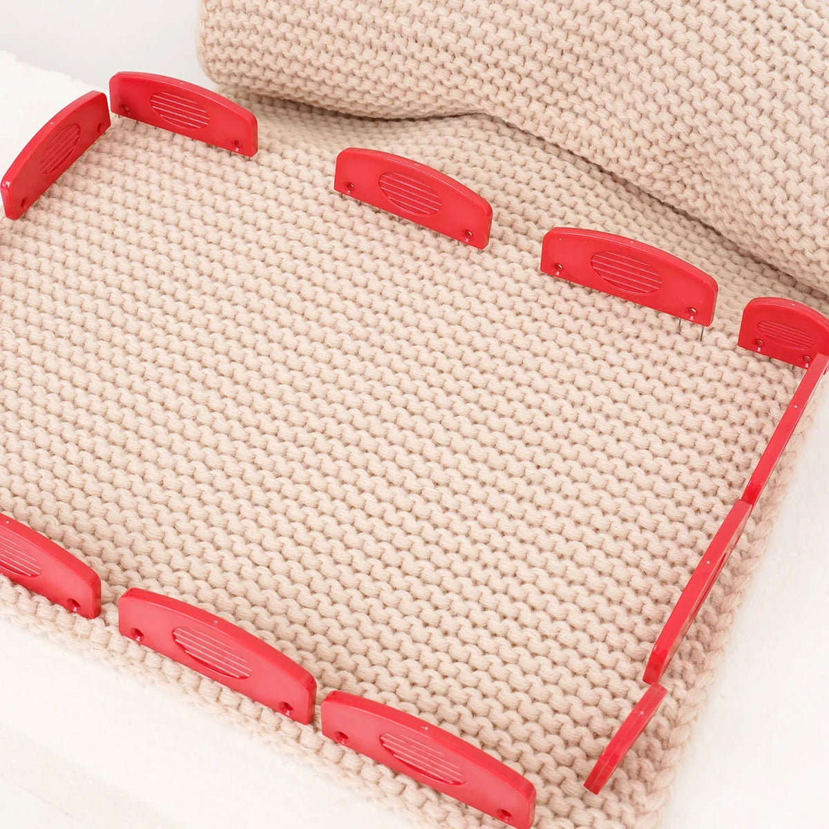 Knitting Shaping Needle – Shawl & Sweater Positioning Tool