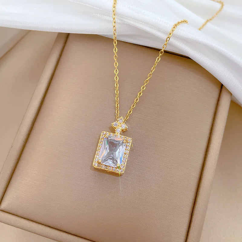 Women's Square Pendant Necklace – Gold Stainless Steel Chain