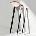 Nixie 3-Piece Makeup Brush Set – Highlighter, Eyebrow & Eyeliner