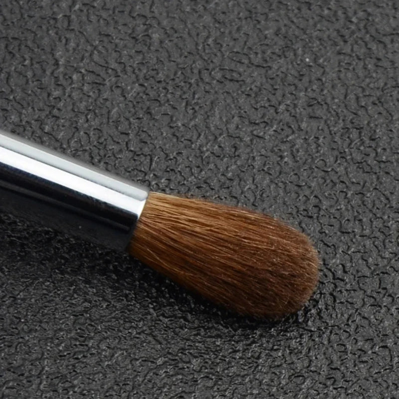 Tapered Crease Eyeshadow Brush – Natural Goat Hair Makeup