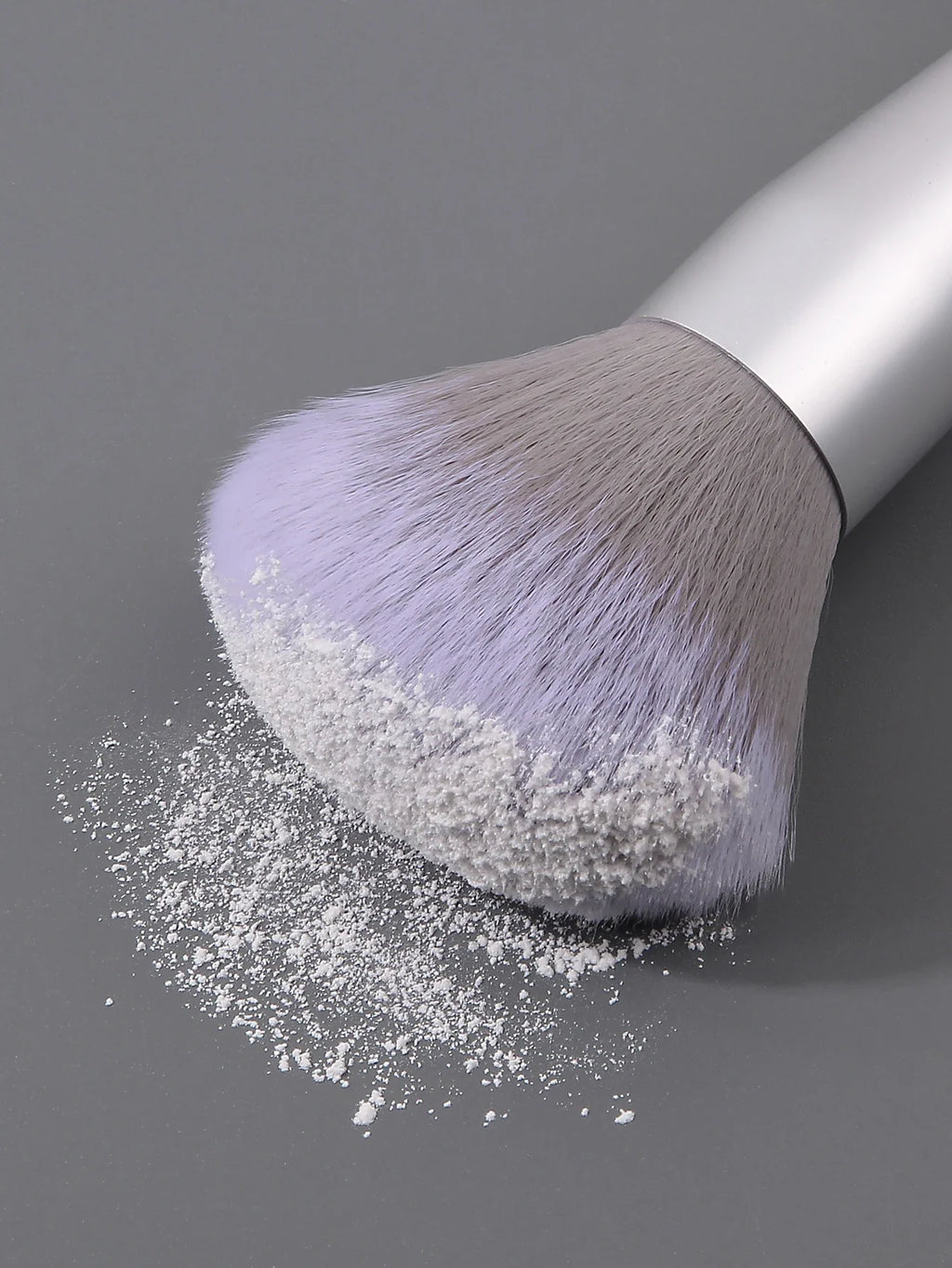 Fluffy Soft Bristle Makeup Brush – Blush, Powder & Setting