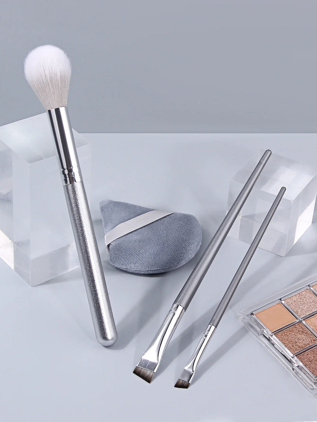 4PCS Cosmetic Brush Set – Powder, Eyebrow & Puff Brushes
