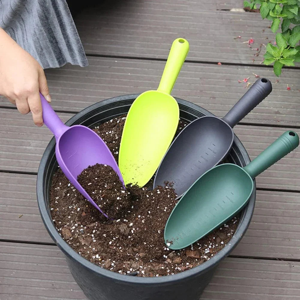 Plastic Garden Hand Trowel – Planting, Digging & Scoop Tool