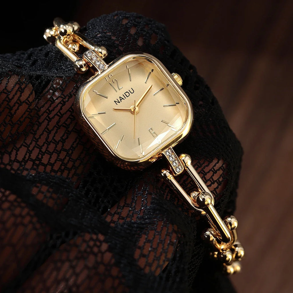 Gold Bohemian Retro Women's Quartz Watch – Roman Numeral