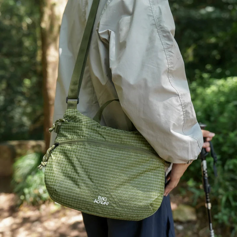 Lightweight Water-Resistant Crossbody Bag – Unisex Messenger