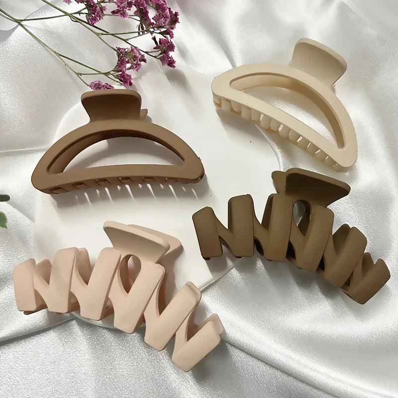 Large Acrylic Hair Claw Clip – Korean Geometric Barrette