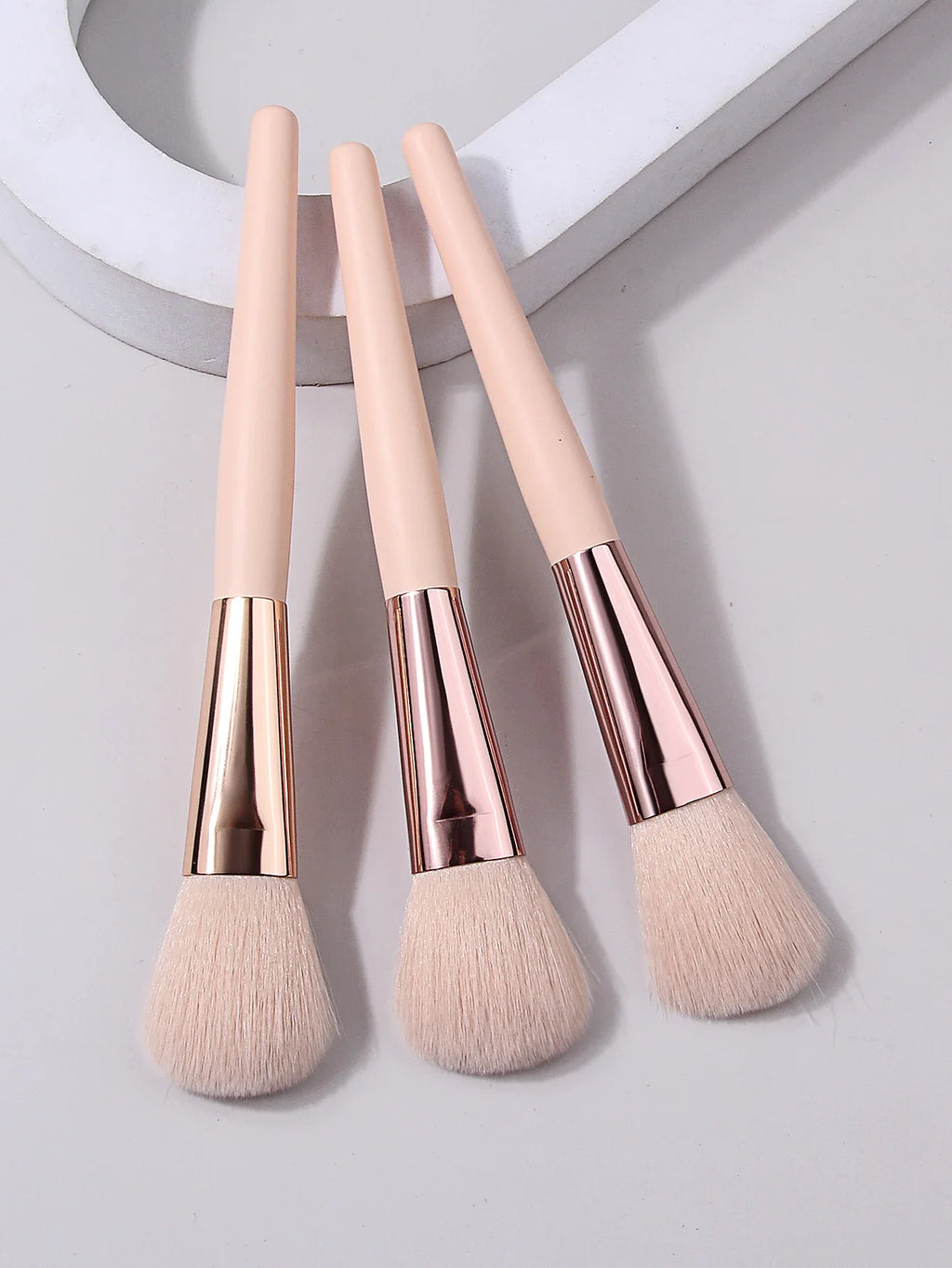3-Piece Soft Fluffy Blush Brush Set – Highlight & Contour