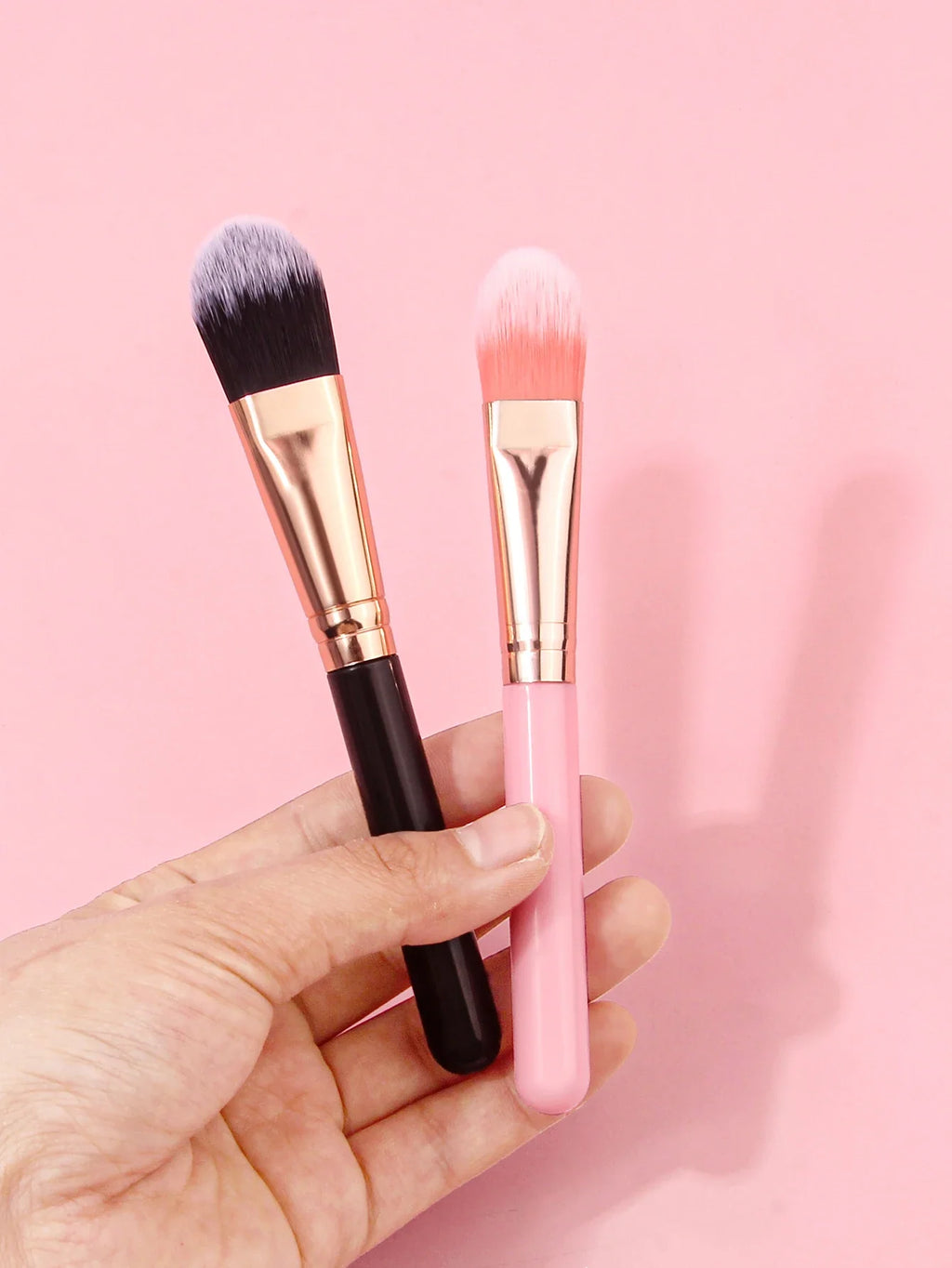 2PCS Flat Tongue Foundation Brushes – Soft Wool Fiber | Nixie