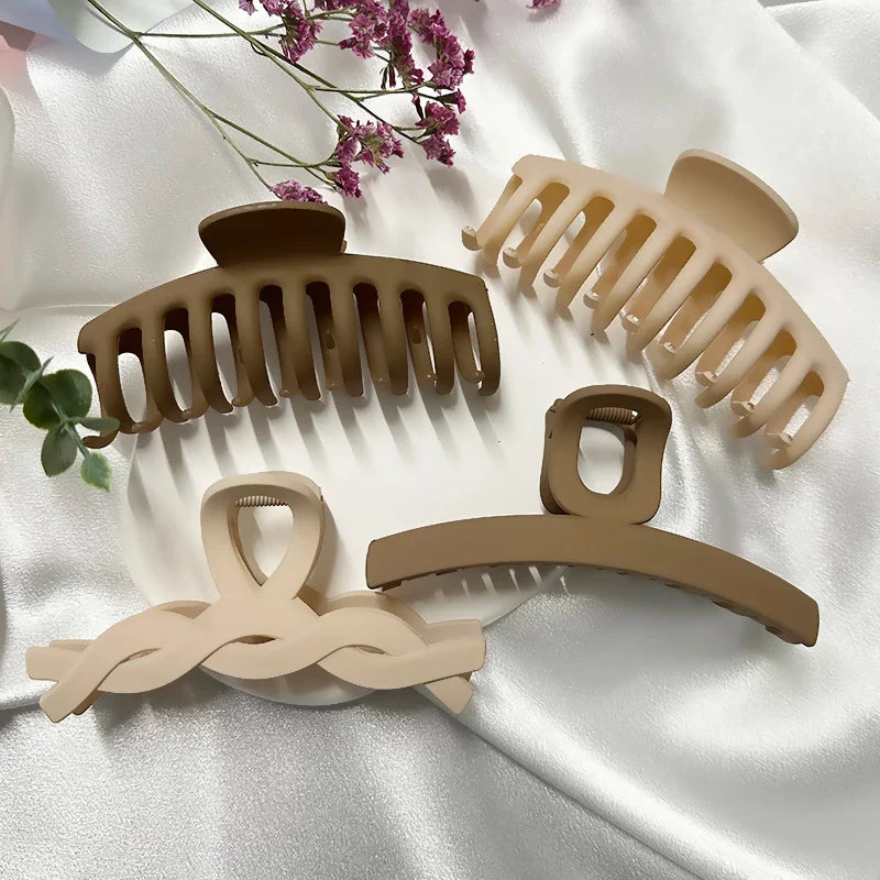 Large Acrylic Hair Claw Clip – Korean Geometric Barrette