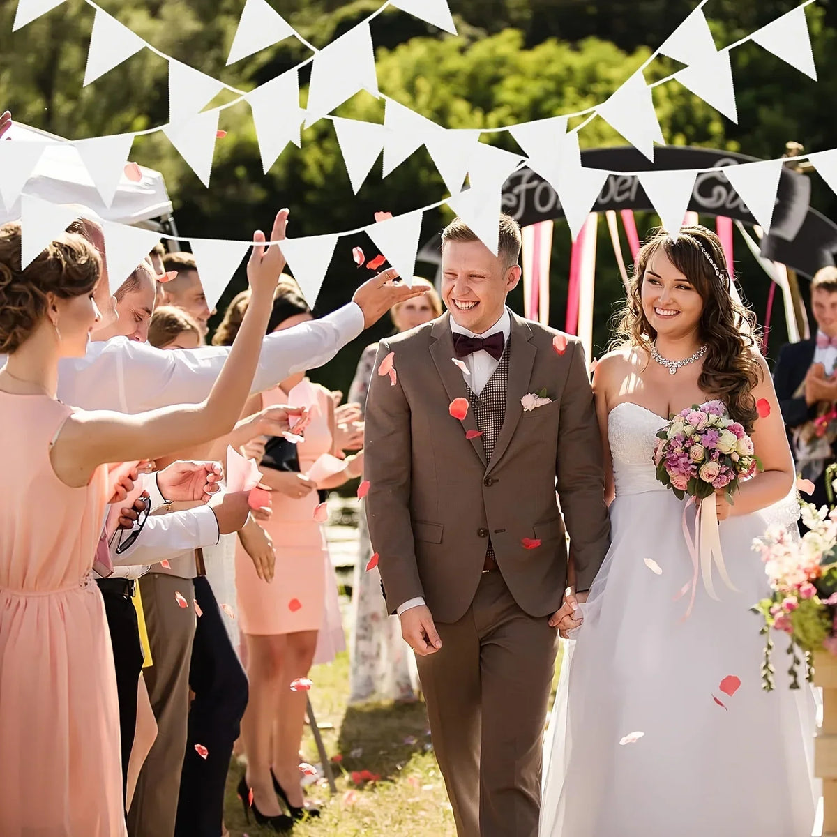 White Triangle Bunting Flag Garland 10m – Party & Wedding