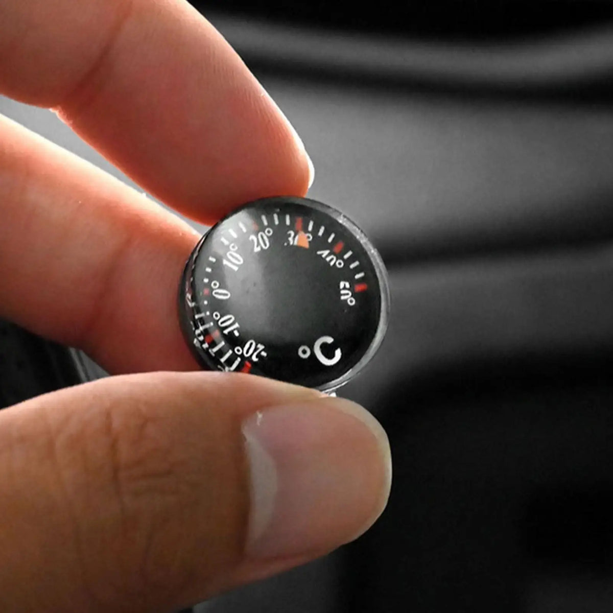 Mini Circular Car Thermometer – Waterproof, No Battery Needed