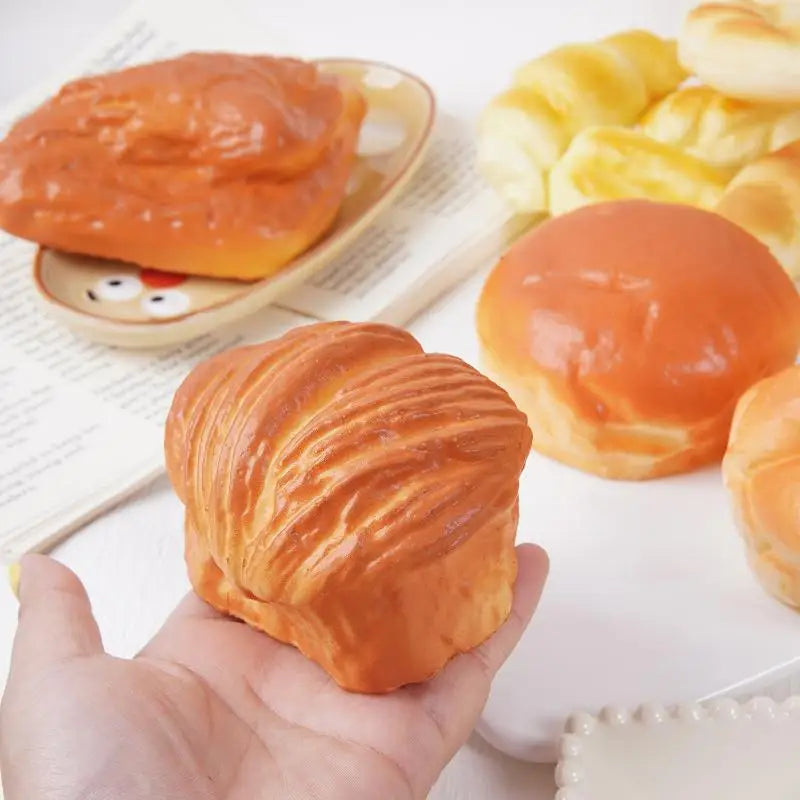 Mini Croissant Squeeze Toy – Slow Rebound PU Bread Decor