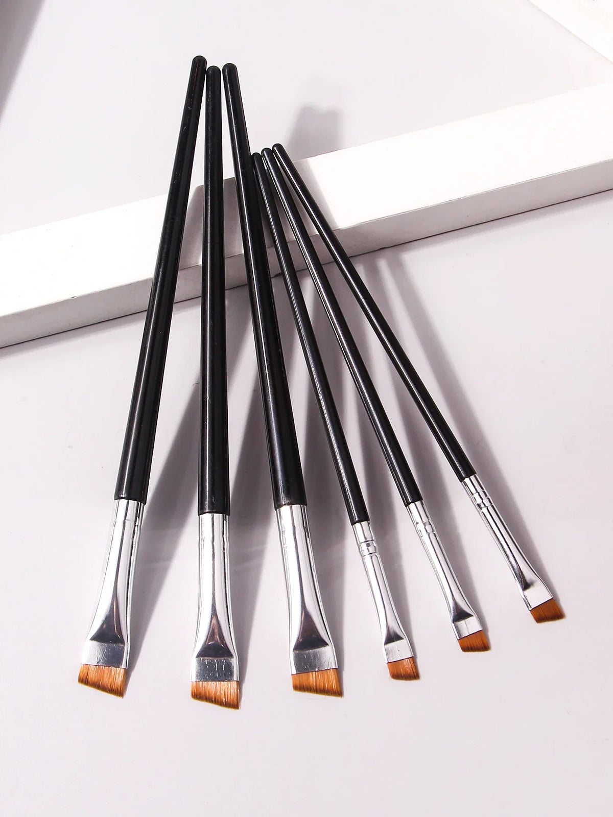 6-Piece Eye Makeup Brush Set – Eyeliner & Eyebrow Brushes