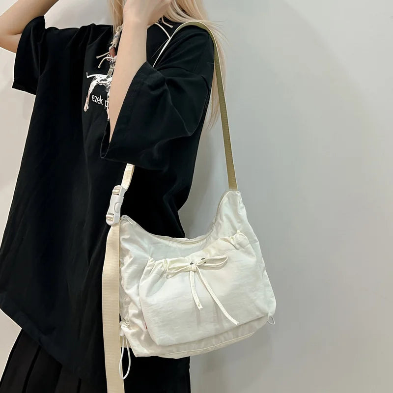 Nixie Pleated Puff Drawstring Hobo Bag | Large Capacity