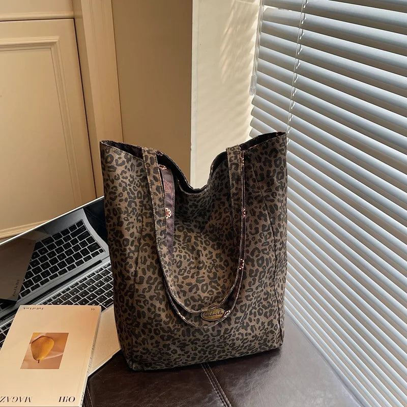 Women's Leopard Print Tote Bag – Large Capacity Shoulder Bag