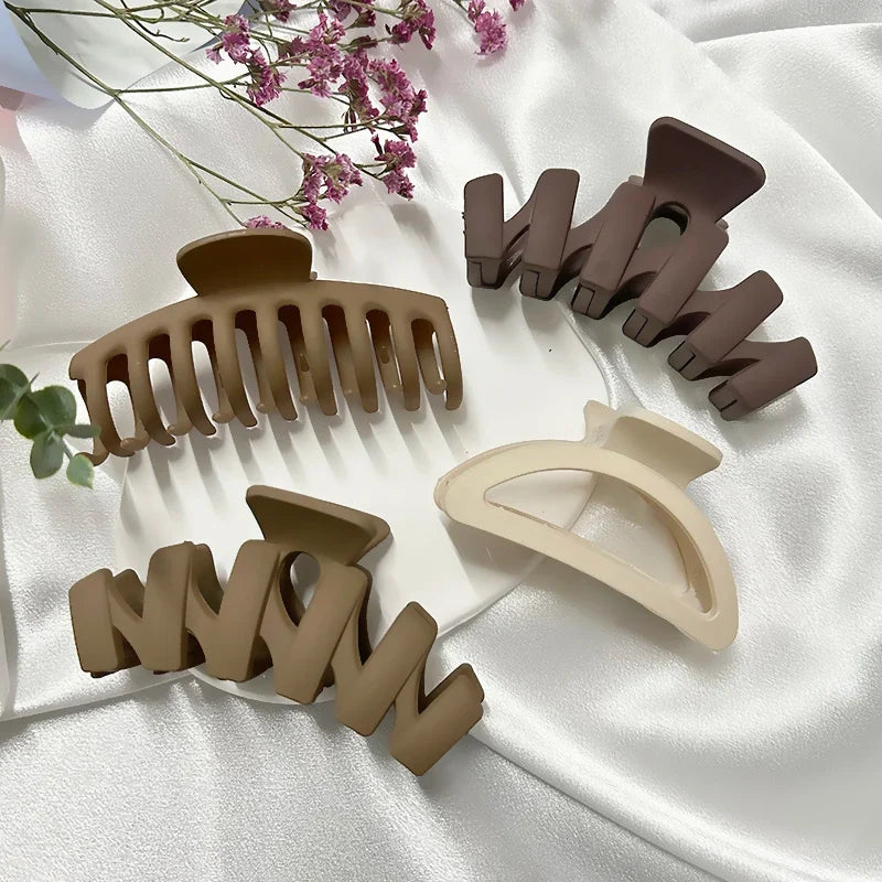 Large Acrylic Hair Claw Clip – Korean Geometric Barrette