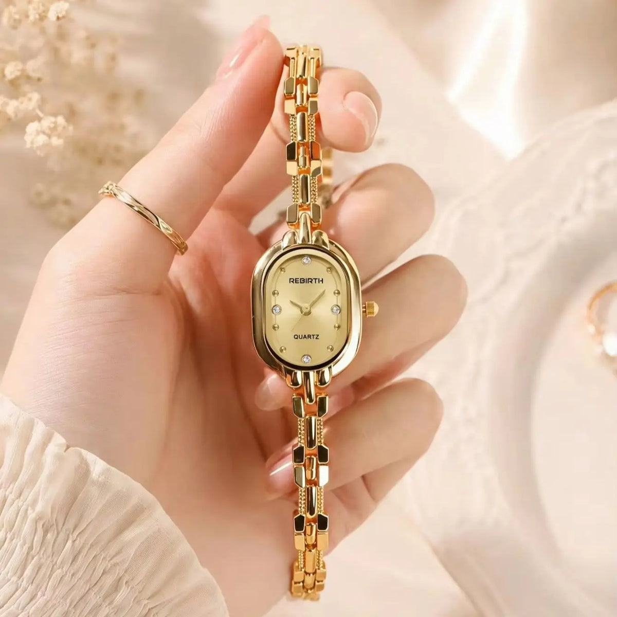 REBIRTH Women's Retro Oval Quartz Watch | Diamond Chain Band