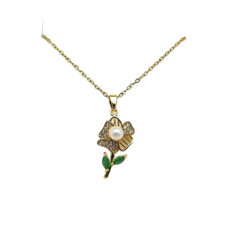 Copper Flower Pendant Necklace – Women's Elegant Collarbone Chain