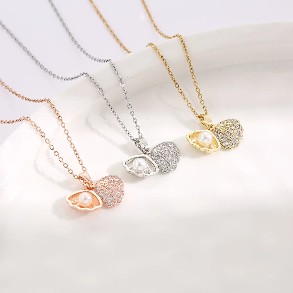 Women's Zircon Faux Pearl Copper Pendant Clavicle Necklace