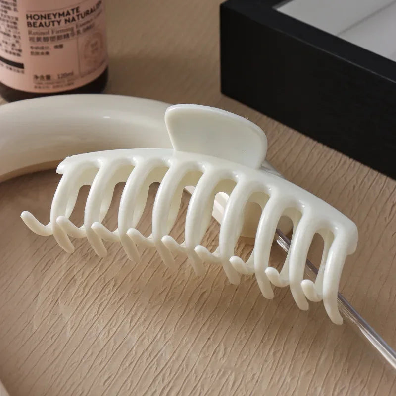 Soft Silicone Hair Claw Clip – Waterproof Crab Barrette