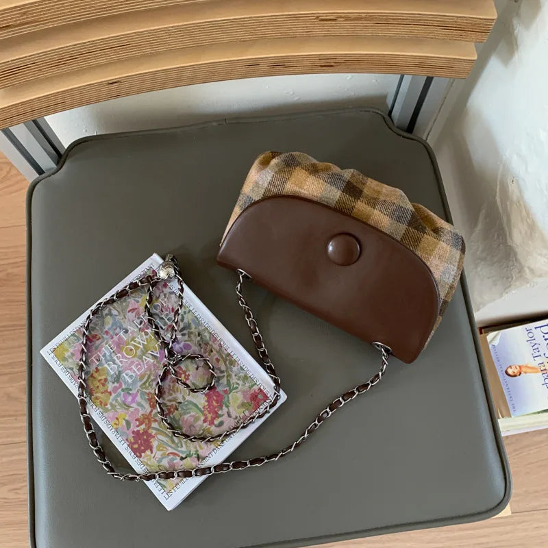 Luxury Chain Saddle Crossbody Bag for Women | Nixie