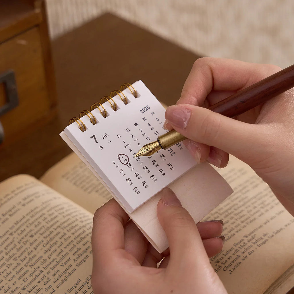2026 Retro Mini Scroll Desk Calendar | Desktop Planner Decor
