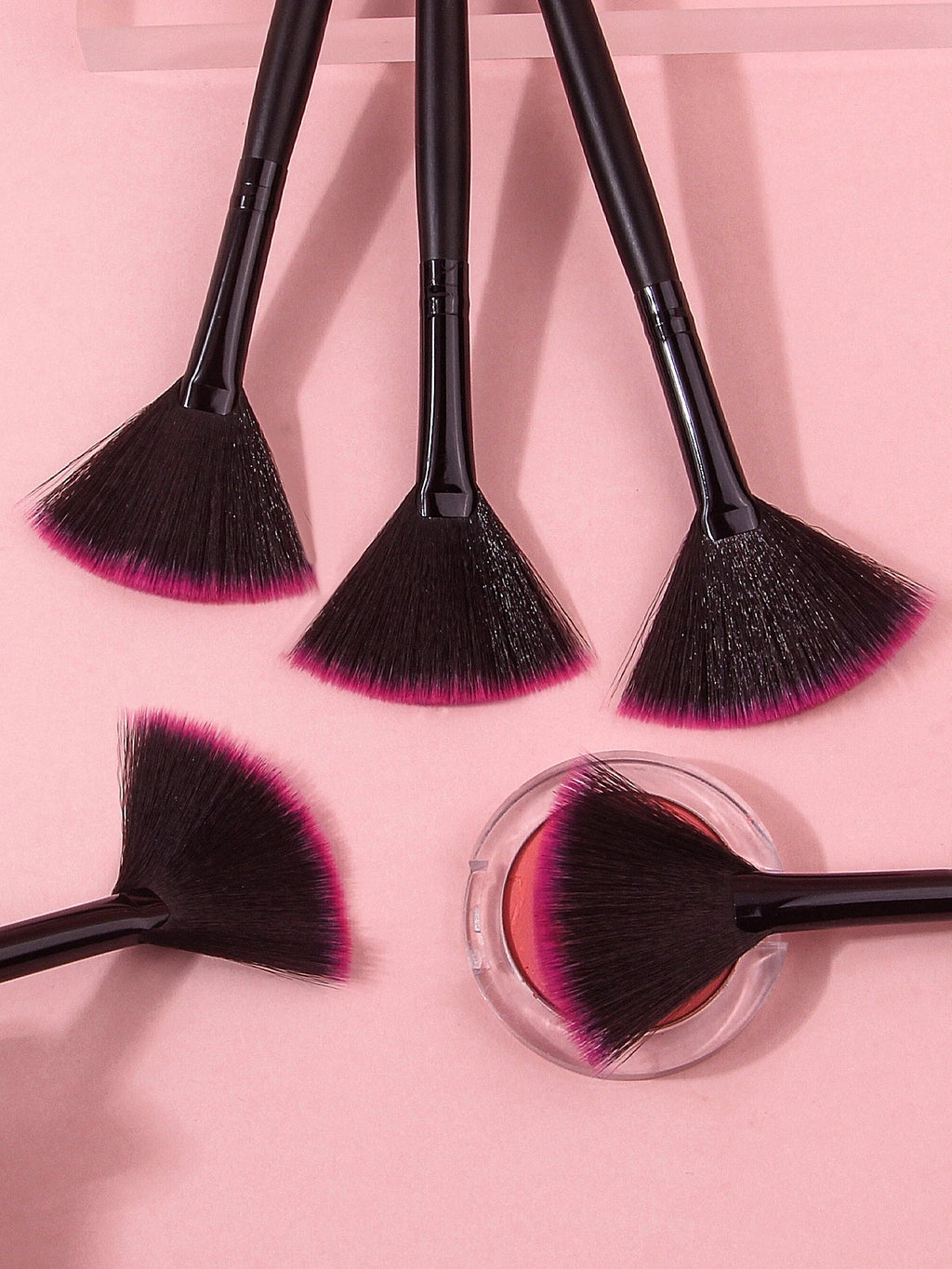Fan Shape Foundation & Facial Mask Makeup Brushes – 1/3/6 PCS