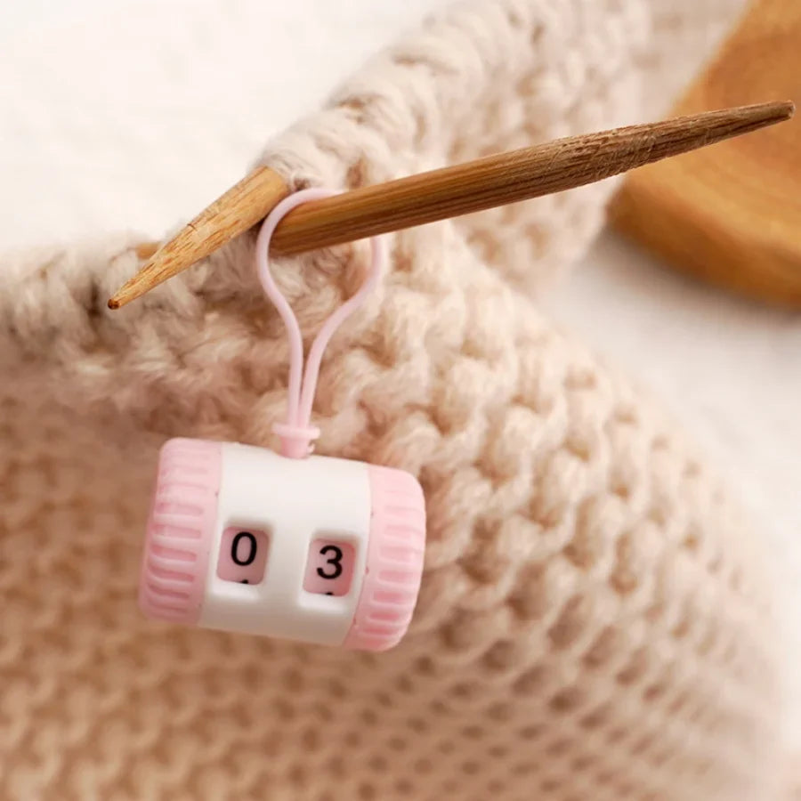 Knitting Row Counter – Manual Handheld Tally for Crochet & Yarn