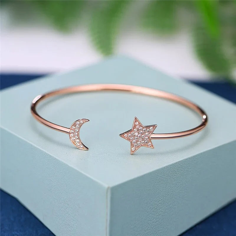 White Crystal Star Moon Adjustable Charm Bracelet | Silver