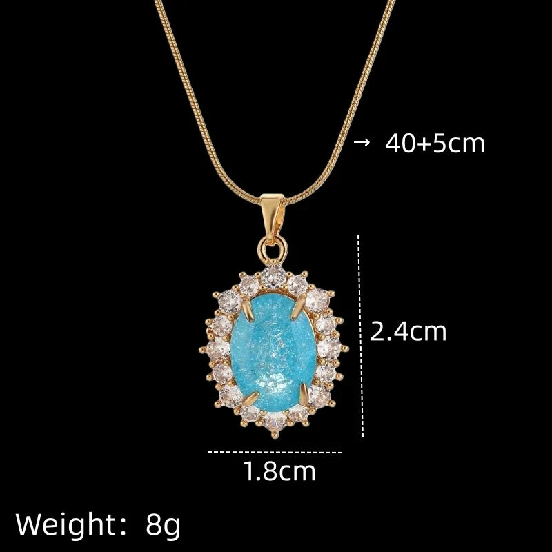 Women's Gold Minimalist Clavicle Pendant Necklace | Zirconia