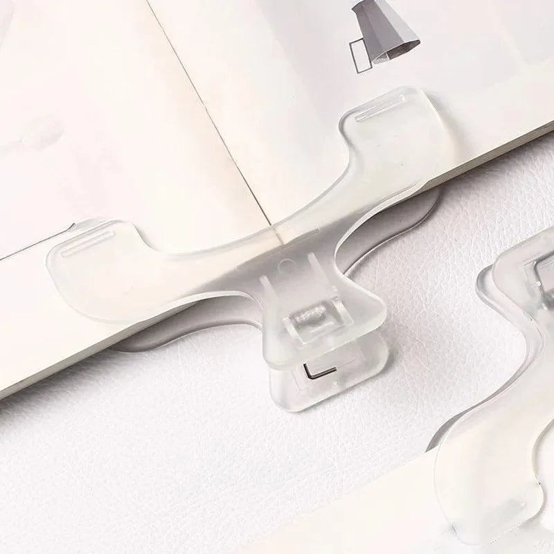 Kawaii Book Reading Clips – Frosted Transparent Page Holder