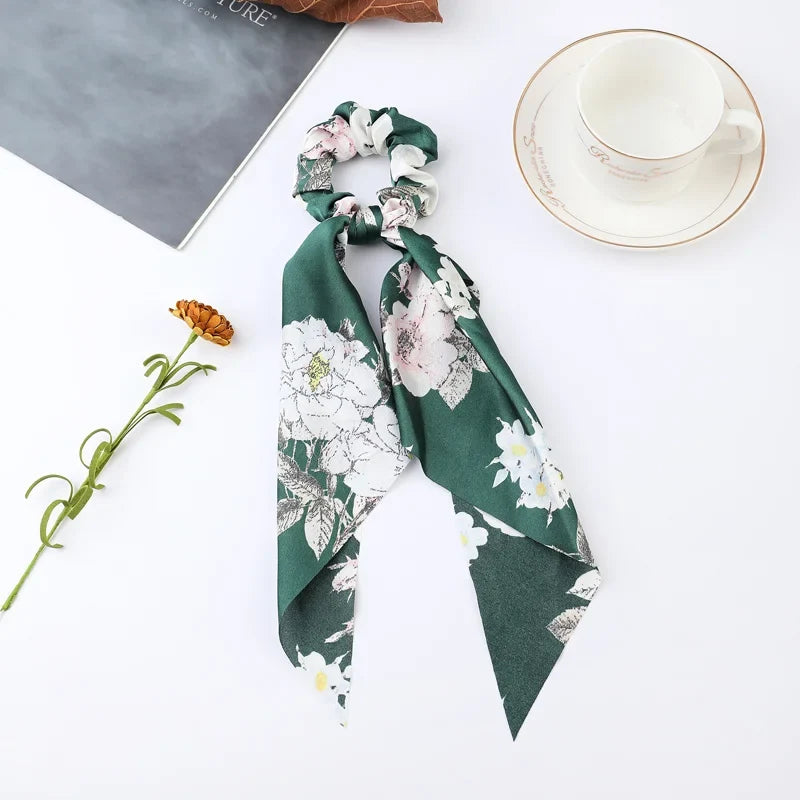 Korean Polka Dot Scrunchies – Women's Elastic Hair Ties & Scarf