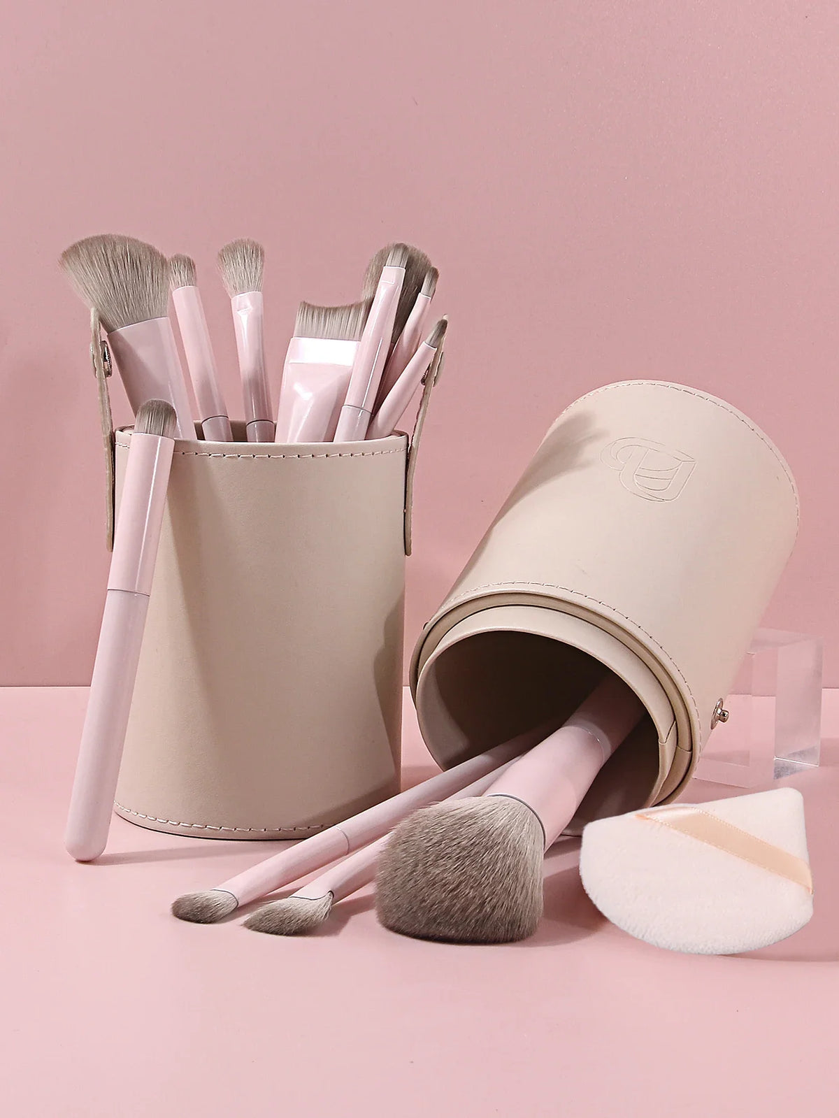 15-Pc Professional Makeup Brush Set with Travel Case | Nixie