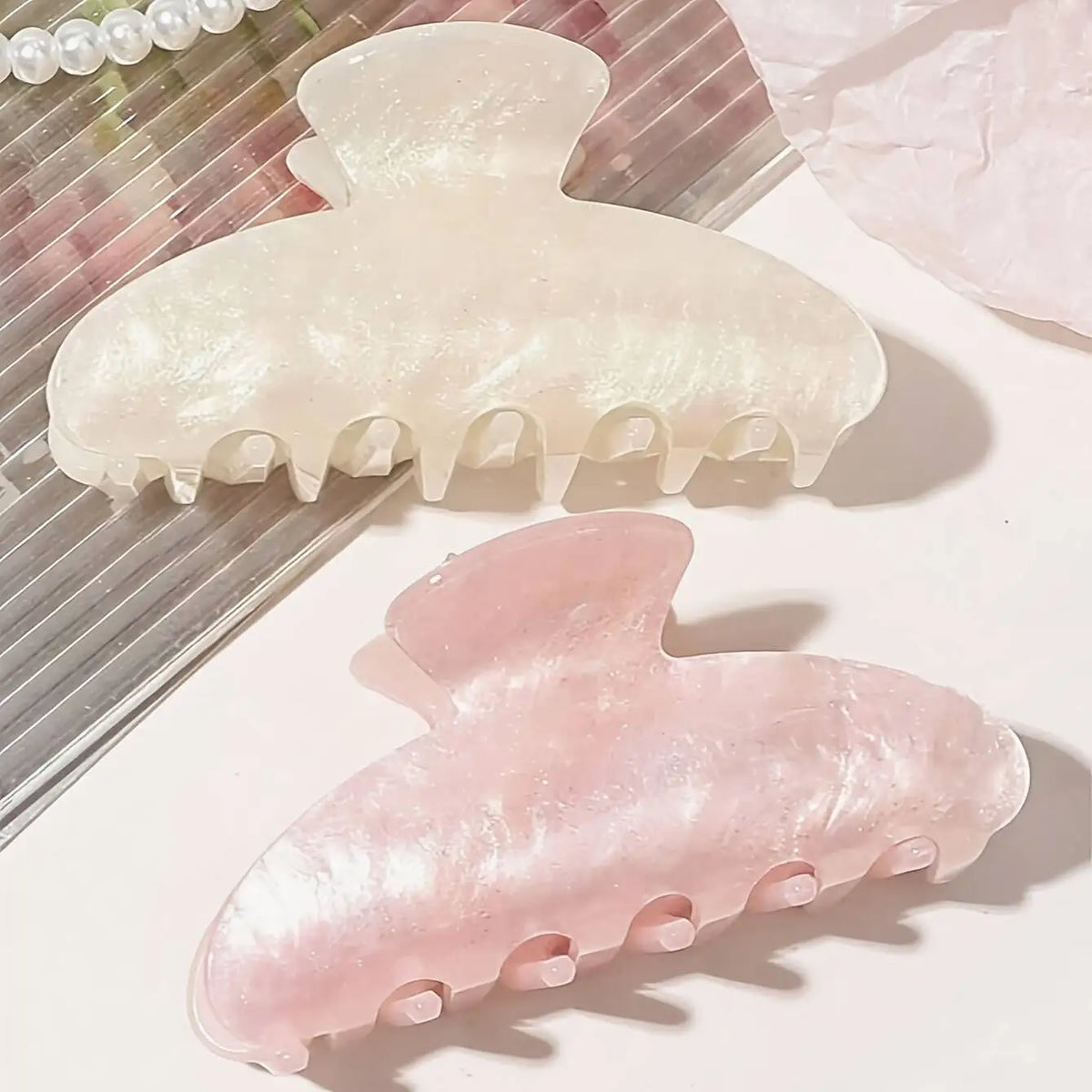 Korean Jelly Shark Hair Claw Clip – Elegant Women's Updo