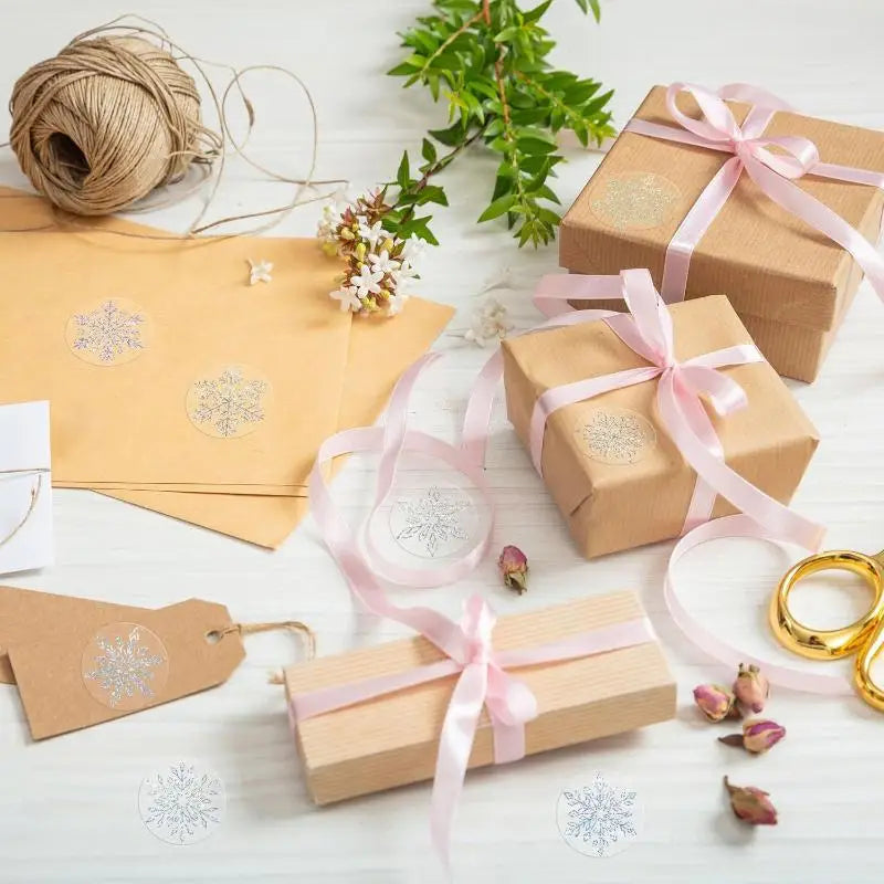 Ice Crystal Christmas Stickers 500 Sheets – Xmas Gift Tags Roll