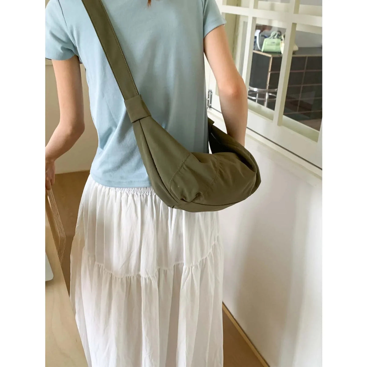 Women's Large Capacity Canvas Crossbody Shoulder Bag – Red