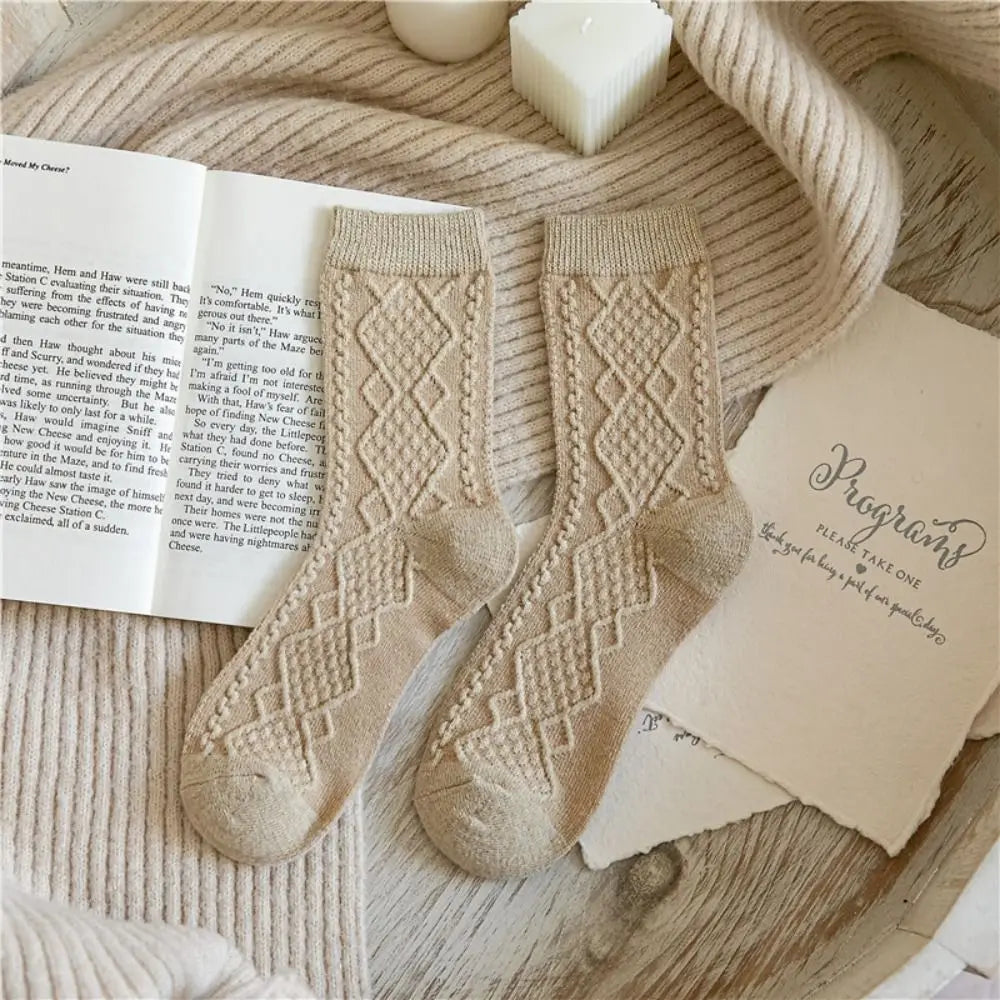 Women's Wool Blend Cable Knit Thermal Crew Socks | Winter
