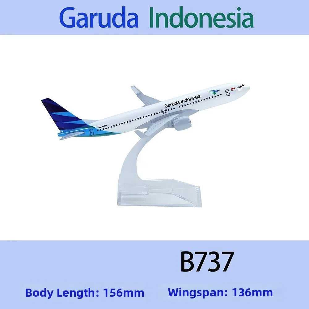 GOL Airlines Boeing B737 Diecast Model Plane 1/246 Scale 15.6cm