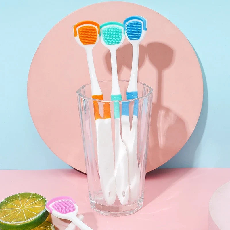 Dual-Sided Silicone Tongue Cleaner – Portable, Odor-Free Scraper