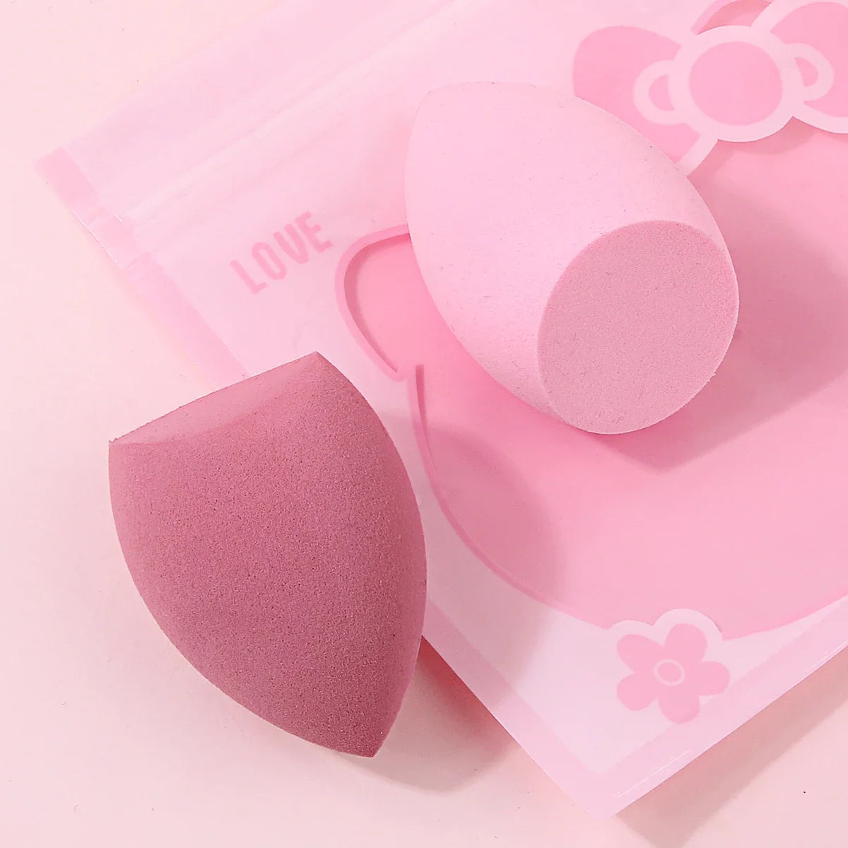 Large Soft Elastic Makeup Blending Sponge – Wet & Dry Use