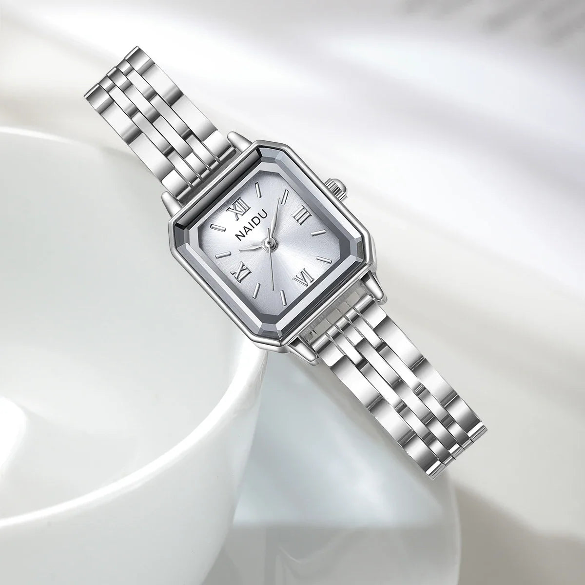 REBIRTH Women's Retro Quartz Watch – Light Luxury Daily Style