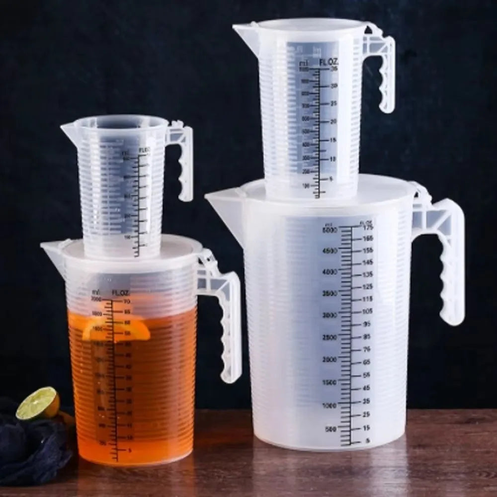Clear Measuring Cup with Lid & Scale 100–5000mL | Nixie