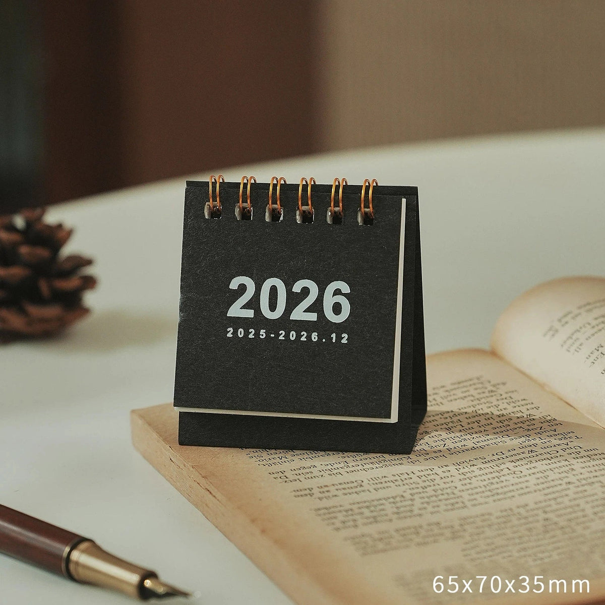 2026 Retro Mini Scroll Desk Calendar | Desktop Planner Decor