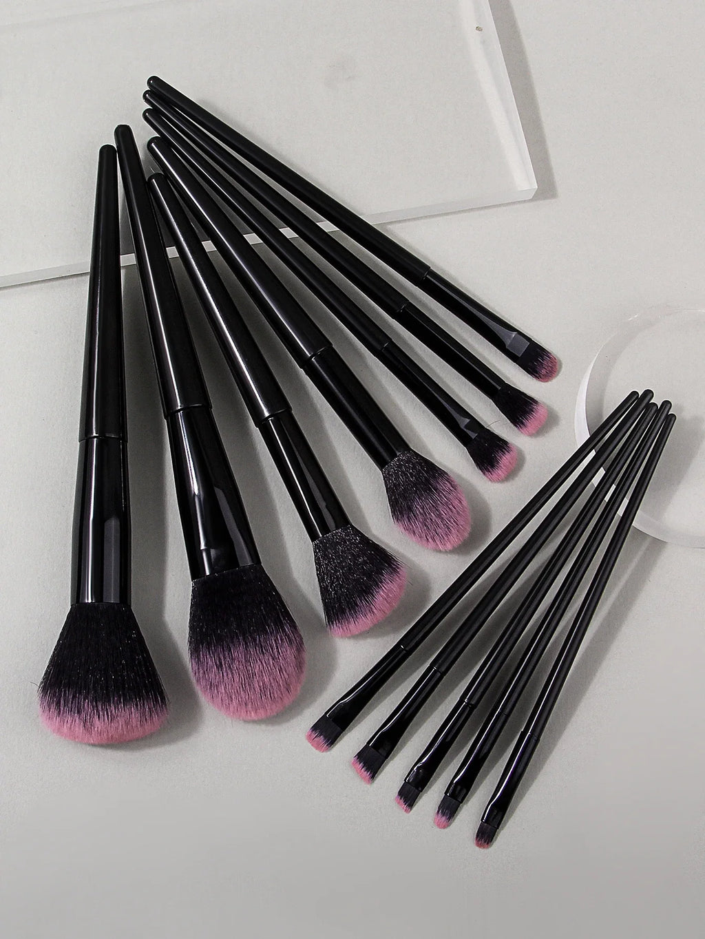 16 Pcs Makeup Brush Set – Powder, Blush & Eyeshadow Brushes