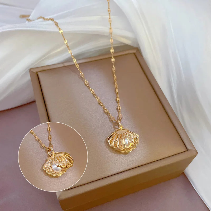 Zircon Shell Pearl Clavicle Necklace – Gold Stainless Steel